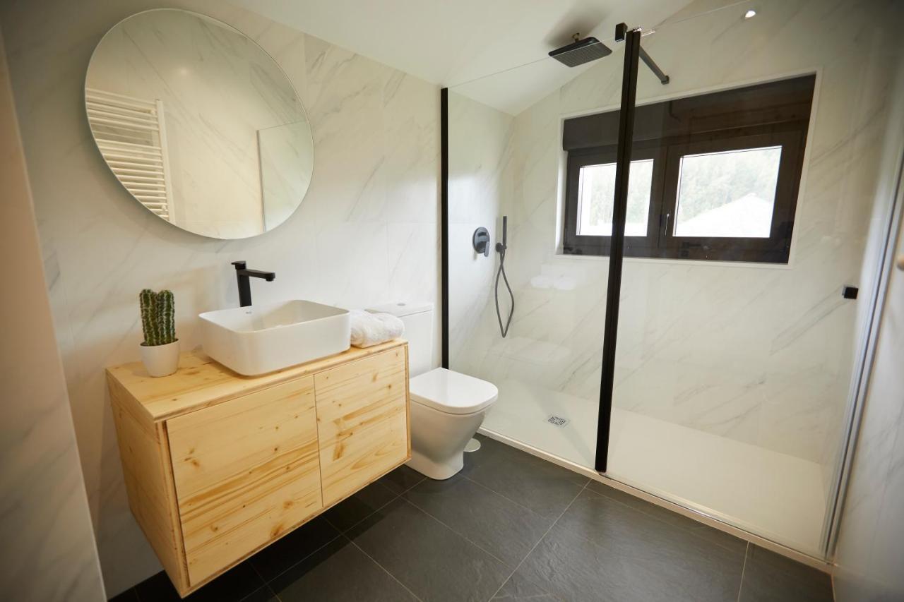 Apartamentos Arumes Do Mar E Montana - Viveiro Eksteriør billede